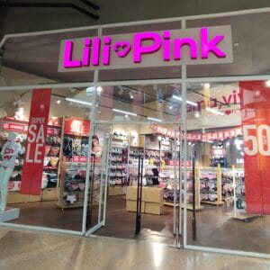 Fachada de la tienda Lili Pink en Metropolis Valencia