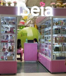Vitrina de la tienda de productos de belleza Beia en Metropolis Barquisimeto