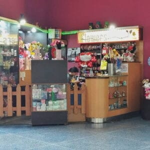 Kioso de la tienda de arreglos florales Flowers Boutique en Metropolis Barquisimeto