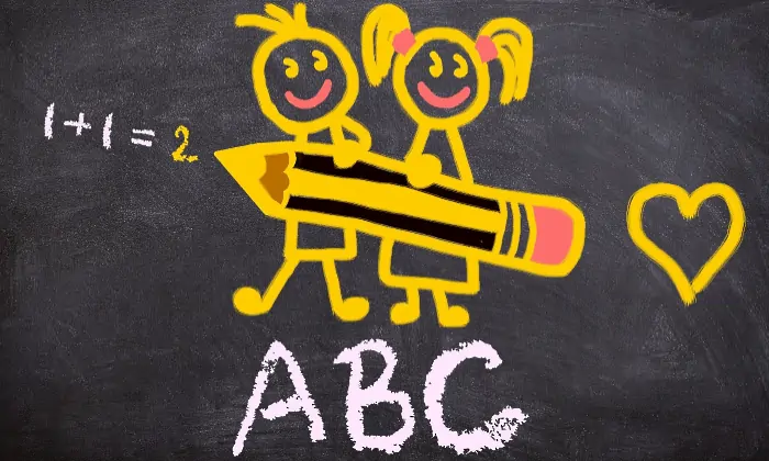 Ilustración con dibujo de un niño y niña sosteniendo un lápiz hecha en tiza sobre un pizarrón por el regreso a clases