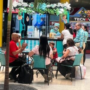 Góndola K07 de Dr. Chichero en el nivel Agua de Metropolis Barquisimeto